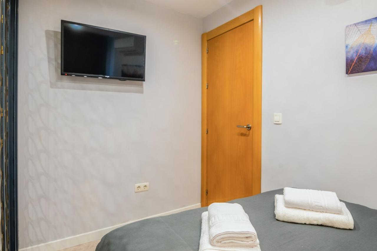 Tuguest Alhacaba Apartment - Free Parking Granada Exterior photo
